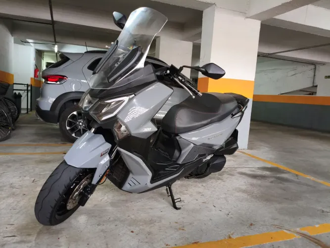 Dafra Joyride 300 