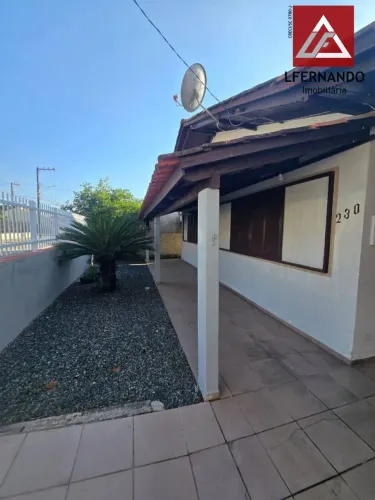 Casa com 4 dormitórios à venda, 120 m² por R$ 650.000,00 - Centro - Penha/SC