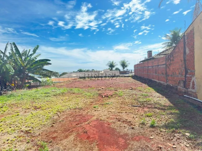 Terreno à venda no centro de Ibiporã