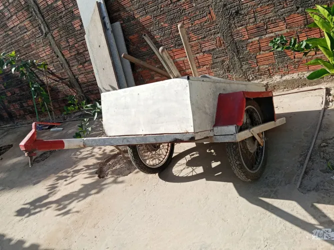 VENDO CARROCINHA DE MOTO 