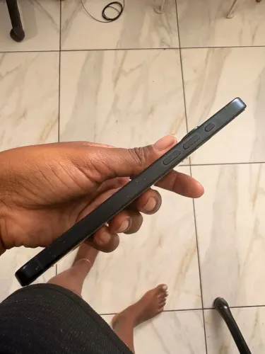 iPhone 15 pro max 512gb todo ok marcas de uso nas laterais 