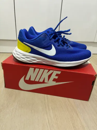 Tênis Nike Revolution 6 (Azul Royal)