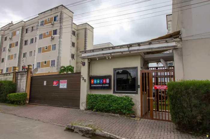 Apartamento com lazer completo e 2 quartos na Maraponga