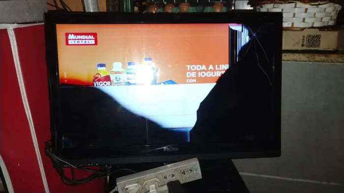 TV/ MONITOR PHILCO, 23*. LEIA O ANÚNCIO