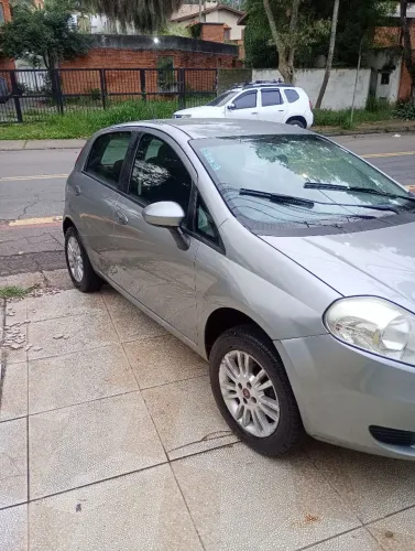 Fiat Punto Attractive 1.4 Fire Flex 8V 5P 2012