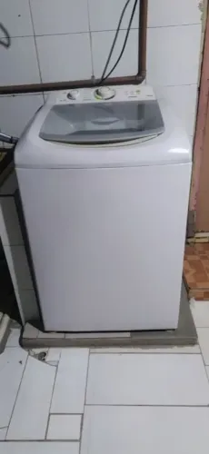 Vende se máquina de lavar 11kg em ótimo estado.