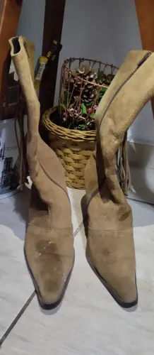 Bota beje claro