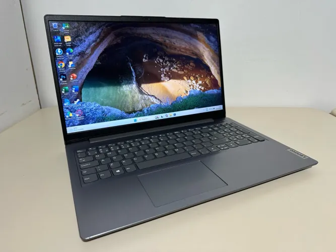 Notebook Lenovo Ideapad 3 | AMD Ryzen 5 | 8GB RAM | 256GB SSD | AMD Radeon 2GB