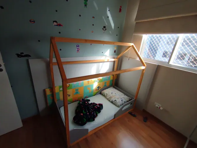 Cama montessoriana