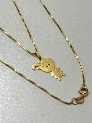 Corrente ouro 18k com pingente Boneca/Filha