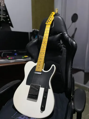 Guitarra Telecaster Seven STC-307