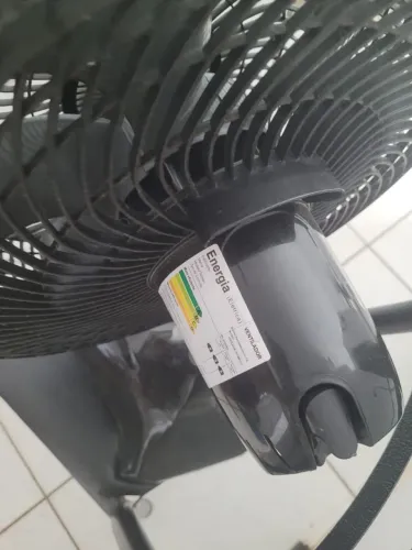 Ventilador de mesa Britânia