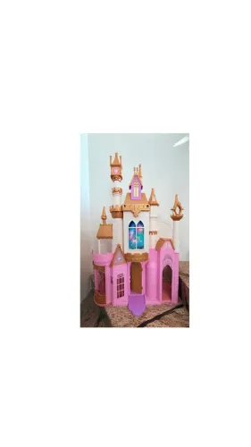 Casinha de bonecas / Castelo de Princesas