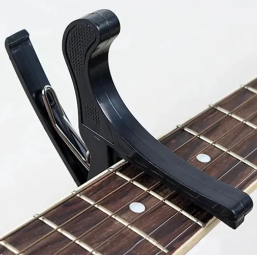 Braçadeira de Capotraste para Violão e Guitarra