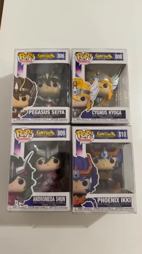 Lote com 4 Funko Pop Saint Seiya Cavaleiros do Zodíaco Shun Seiya Hyoga Ikki VAULTED