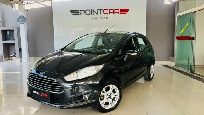 Ford Fiesta 1.6 16V Flex Aut. 5P 2015