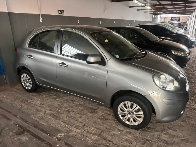 Nissan March S 1.0 16V Flex Fuel 5P 2014