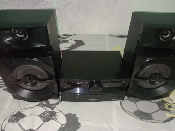 Vende-se esse mini system panasonic por 300,00 mais detalhes chama no chat