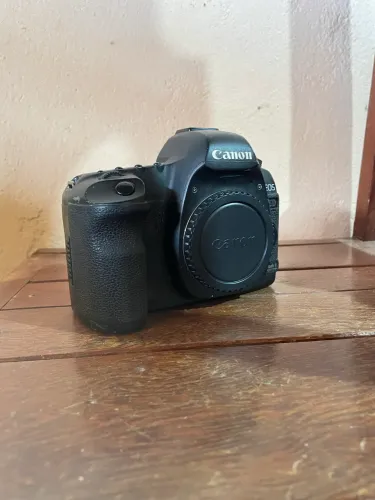 Câmera 5d Mark II, semi nova!