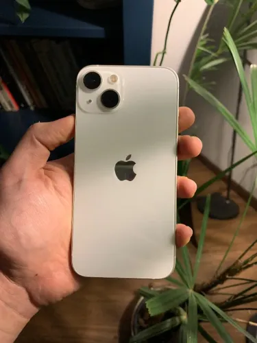 iPhone 13 impecável