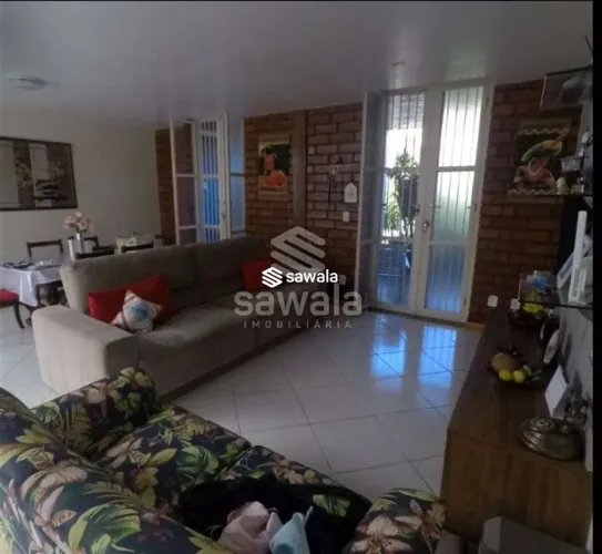 Casa à venda com 354,00m² e 5 quartos em Centro, São Pedro da Aldeia - RJ