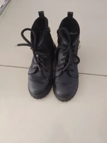 Bota infantil. 