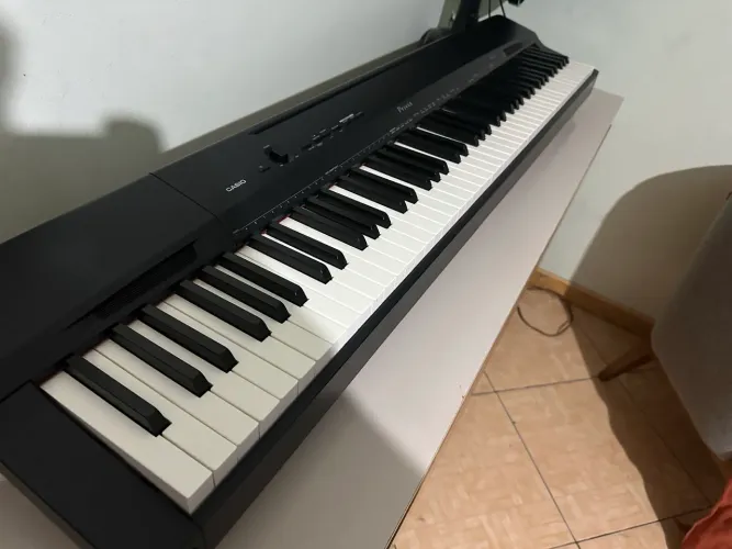 Piano Digital - Casio Privia PX 160
