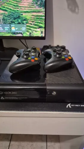 Xbox 360 - Super Slim