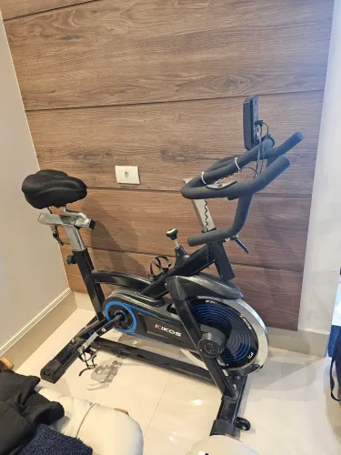 Bicicleta egocêntrica Kikos F71