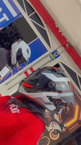 Capacete Axxis fênix novo lançamento 1 unidade 749,00 em 10 sem juros
