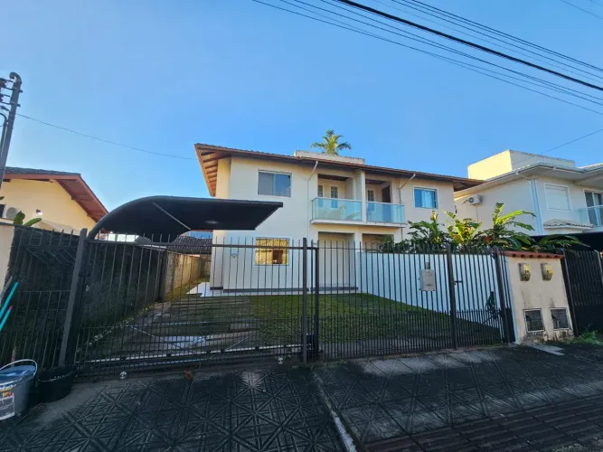 Locação Casa Florianópolis SC