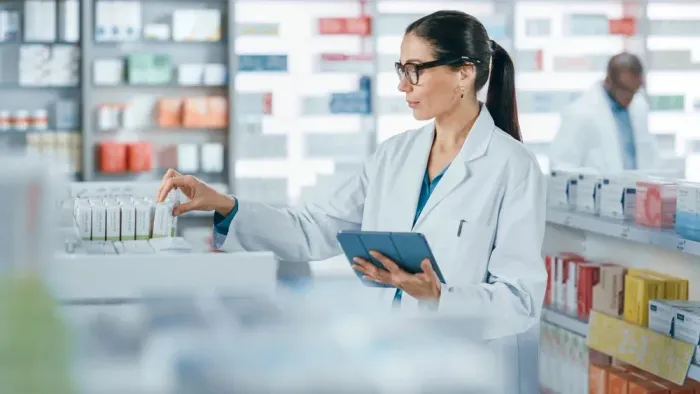 Farmacêutica disponível