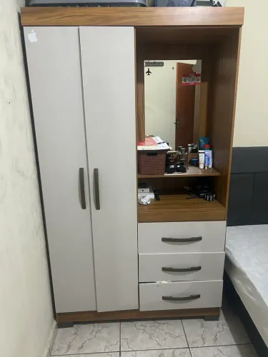 Guarda Roupa de Solteiro