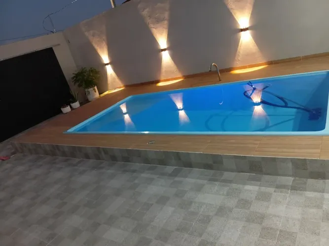 Ótima casa com área ee lazer e piscina *)