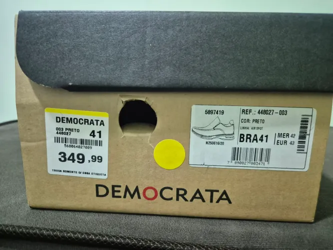 Sapato Democrata