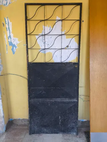 PORTÃO DE FERRO 210 x 80