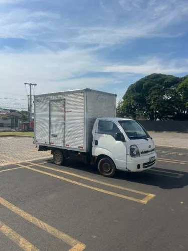 Kia Motors Bongo K-2500 2.5 4X2 TB Diesel 2013