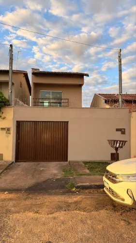 Casa sobrado para alugar no setor Maysa