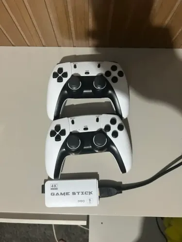 console video game ps1 e ps2 com dois controle vendo troco negocio