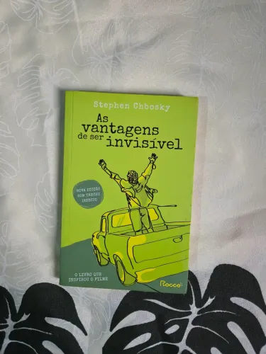 Livro As vantagens de ser invisível NOVO
