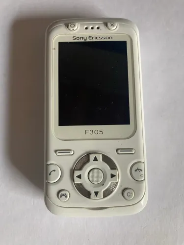 Celular Sony Ericson F305