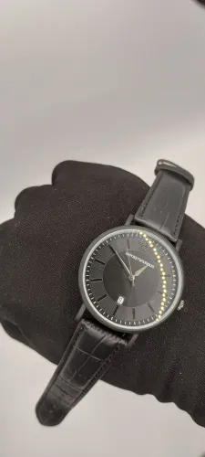 Relógio Empório Armani Minimalista