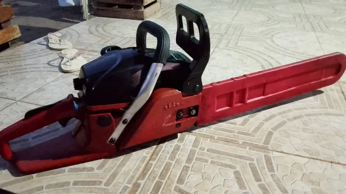Vendo motor serra Toyama