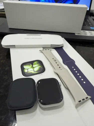 Apple Watch 11 42mm silver