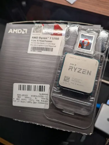 Processador Ryzen 7 5700 Am4 Amd 8N - 16T