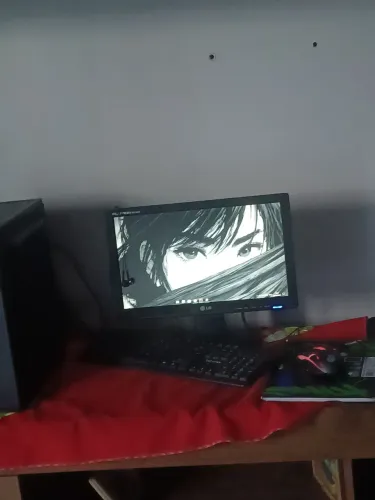 Monitor cabo vga e mause e teclado