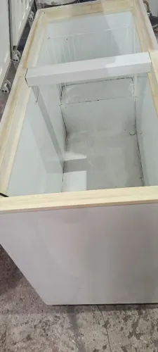 Freezer marca fricon duas portas horizontal