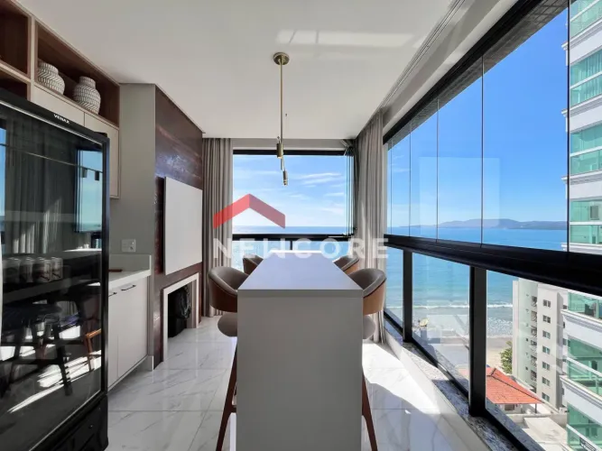 Apartamento em Rua 253 - Meia Praia - Itapema/SC
