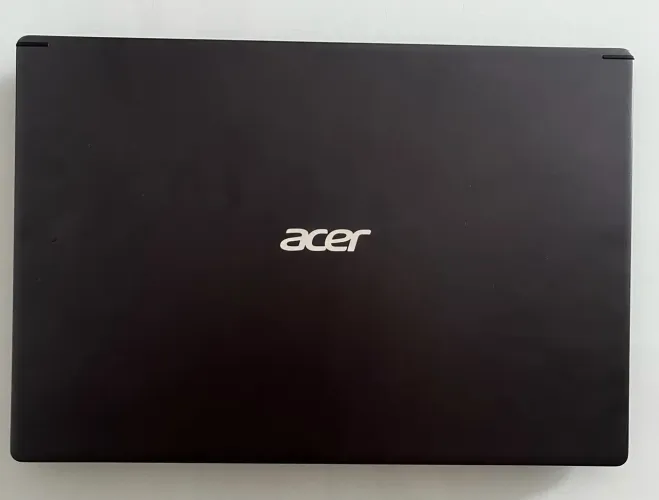 Vende-se Notebook! Aparelho super conservado, com estado de novo!