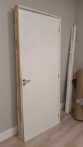 portas. seminovas. vendo duas por motivo de mudanças no escritório. 300.00R$